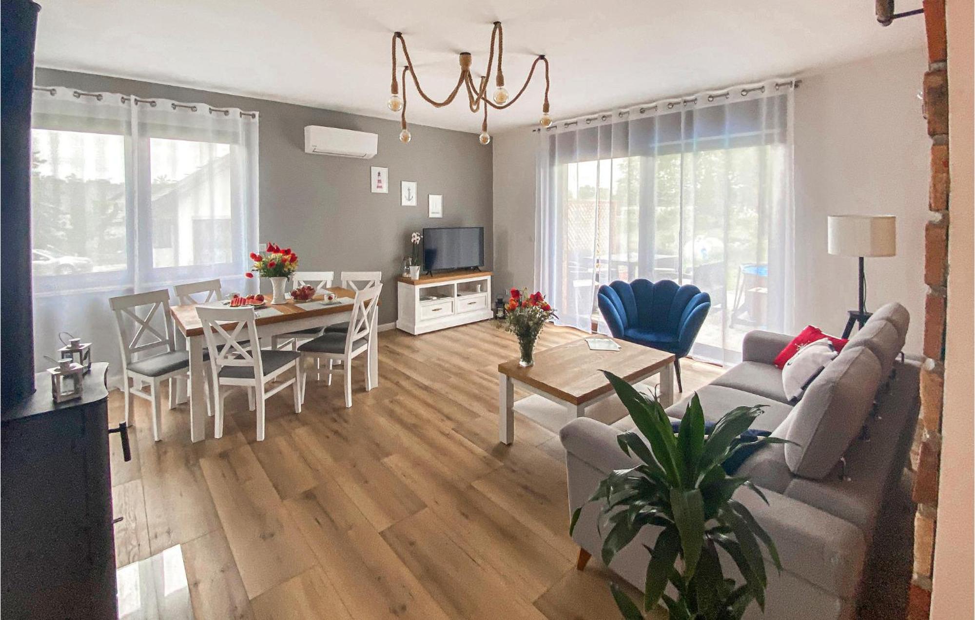 3 Bedroom Nice Home In Wisełka Екстериор снимка
